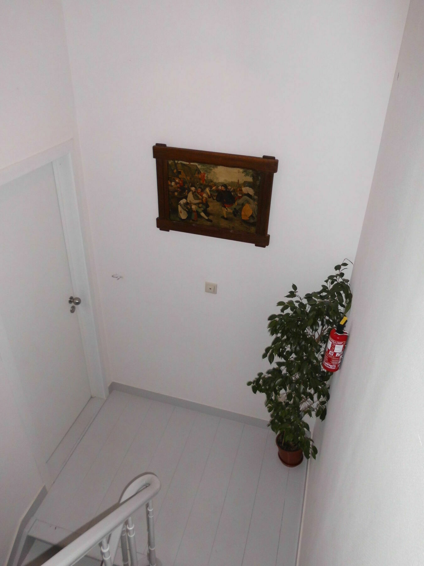 Holidays Hostel Midi Брюссель Экстерьер фото